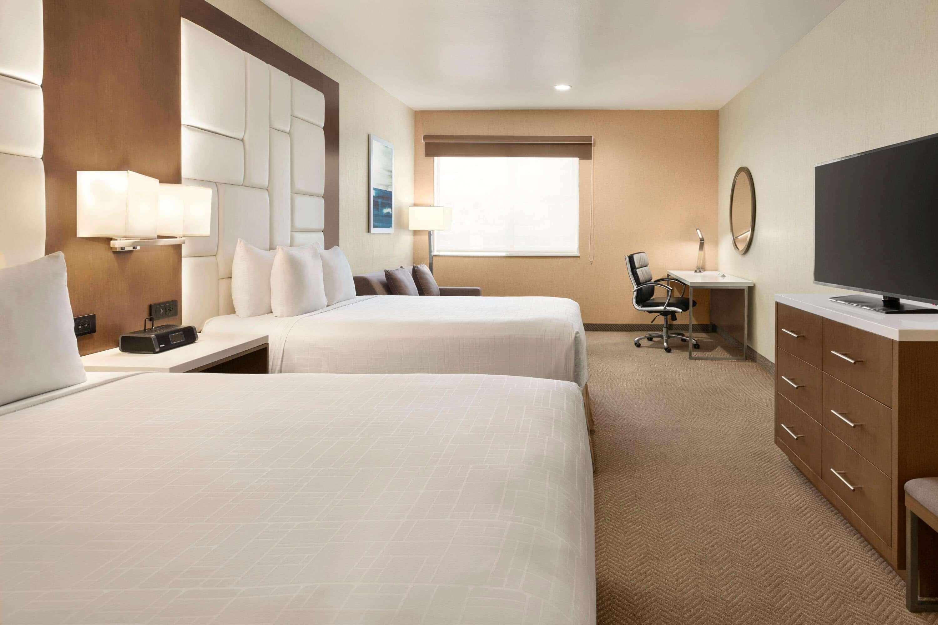 Wyndham Anaheim Hotel Bagian luar foto