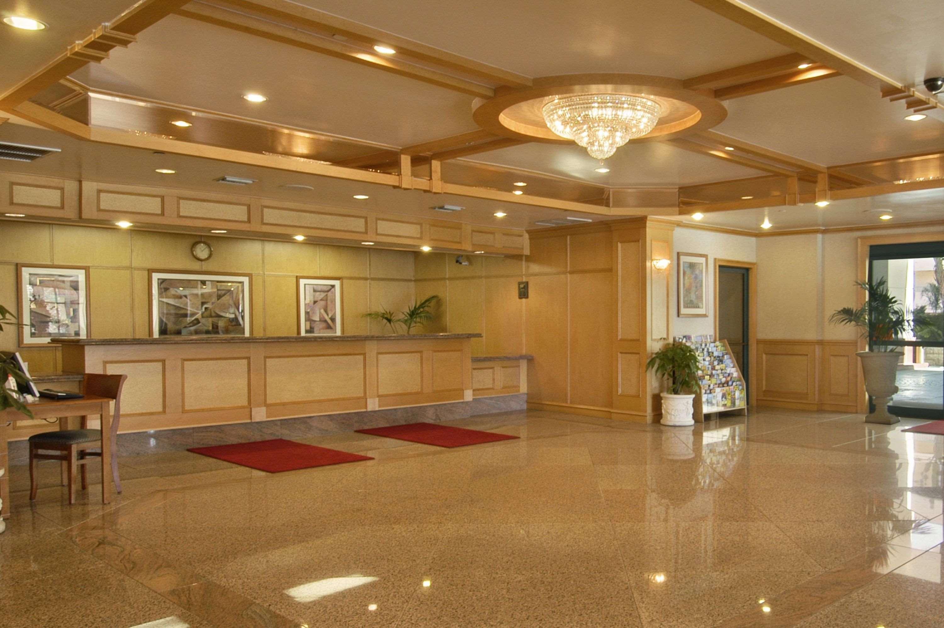 Wyndham Anaheim Hotel Bagian luar foto