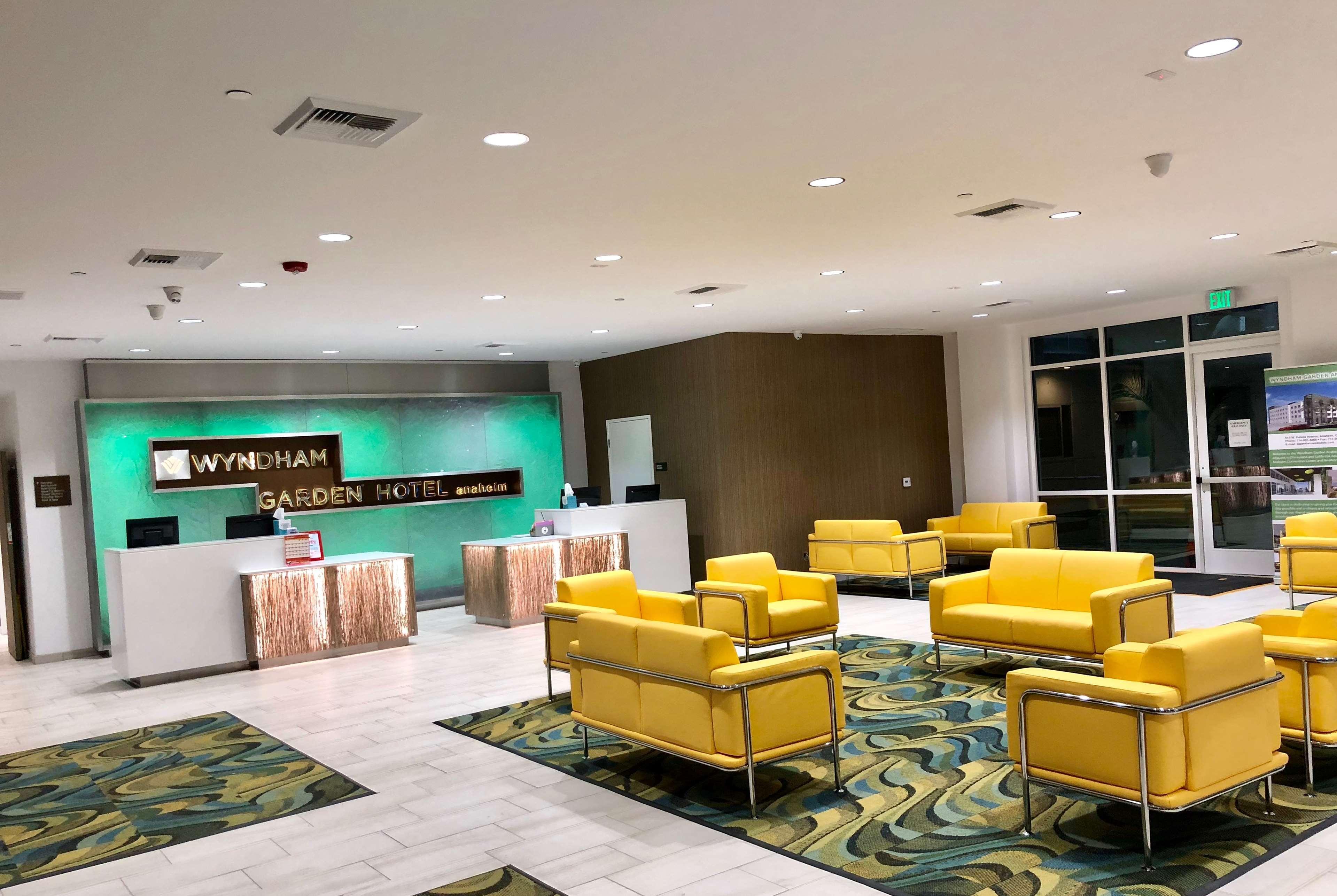 Wyndham Anaheim Hotel Bagian luar foto