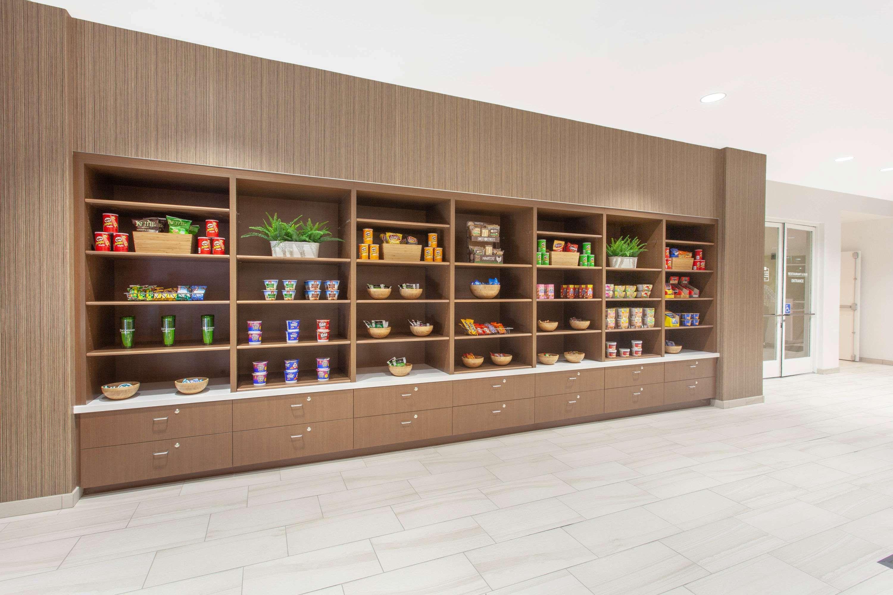 Wyndham Anaheim Hotel Bagian luar foto