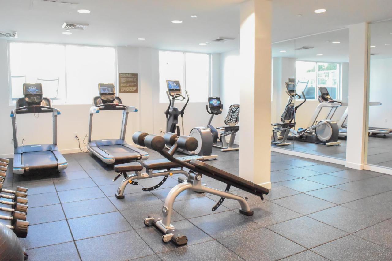 Wyndham Anaheim Hotel Bagian luar foto
